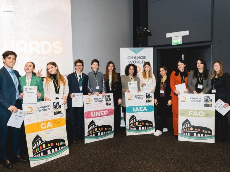 PARINI, A LEZIONE DI&nbsp;DIPLOMAZIA